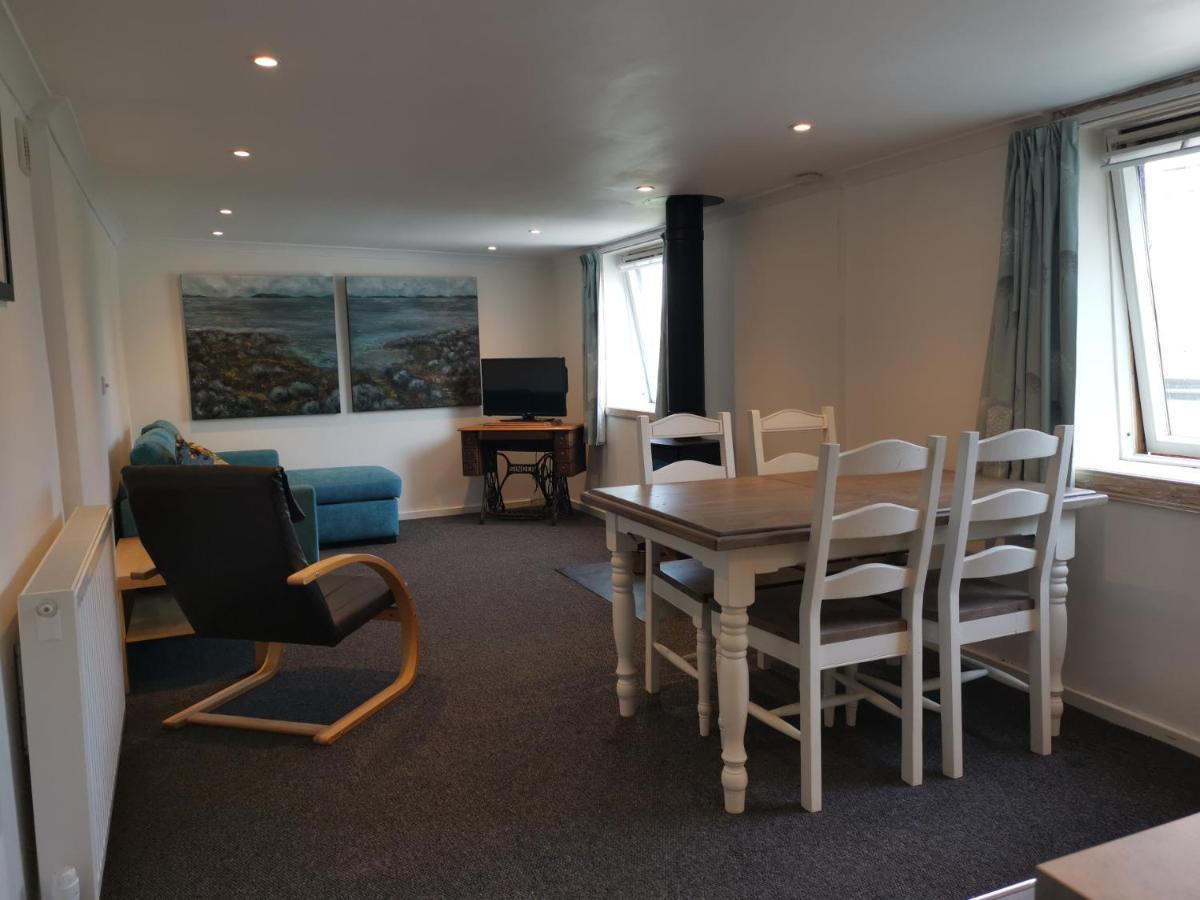 Relax In A 1 Bedroom Apartment Near A Country Pub Eyemouth Eksteriør bilde